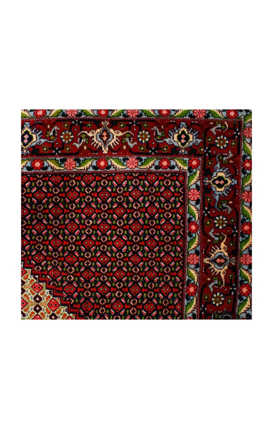 Handmade Herati Persian Senneh Wool Rug 21686